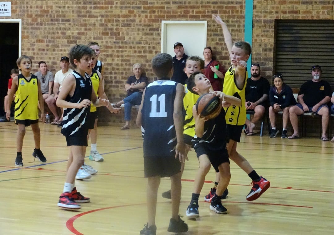 Saints to meet Aces in final