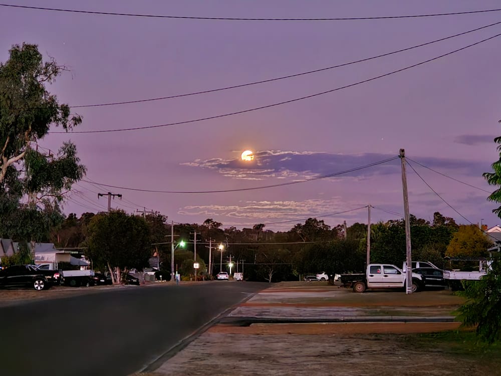 Steep streetlight tariff hike rejected post image