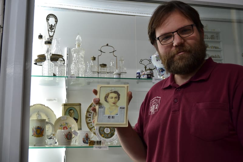 Coronation contrast post image