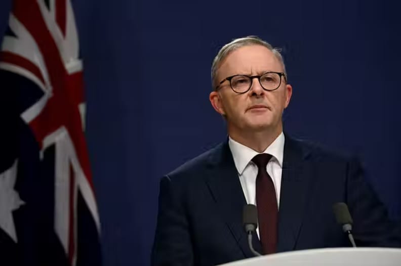 Albanese in Collie: Says Dutton avoiding proposed nuclear sites post image