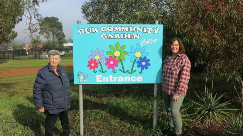 New signs point way to garden post image