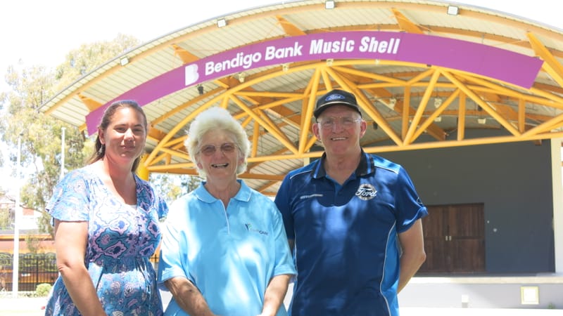 Carols cheer in the park post image